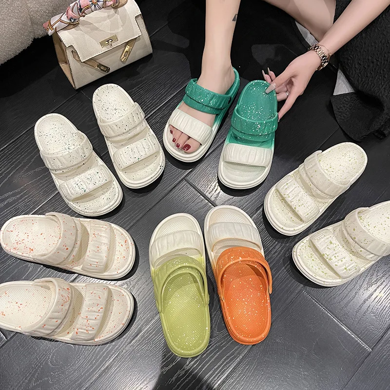 Fashion Womens Shoes 2022 Clogs With Heel Female Sandal Soft All-Match Two Weare Muffins shoe Anti-Skid Large Size Luxury Thick
Fashion Womens Shoes 2022 Clogs With Heel Female Sandal Soft All-Match Two Weare Muffins shoe Anti-Skid Large Size Luxury Thick