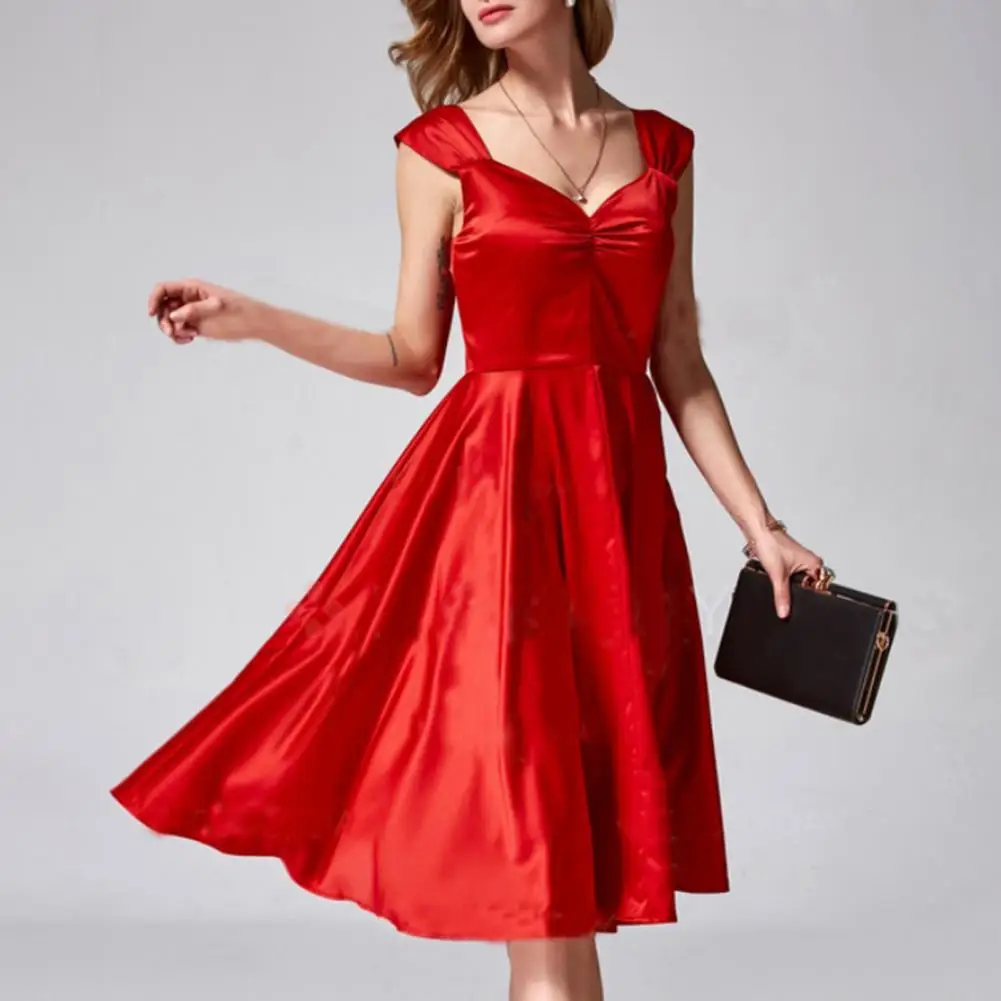 Popular Waist Tight Solid Color Wide Shoulder Straps Large Hem Summer Dress Female Clothes Party Dress Women Dress
Popular Waist Tight Solid Color Wide Shoulder Straps Large Hem Summer Dress Female Clothes Party Dress Women Dress