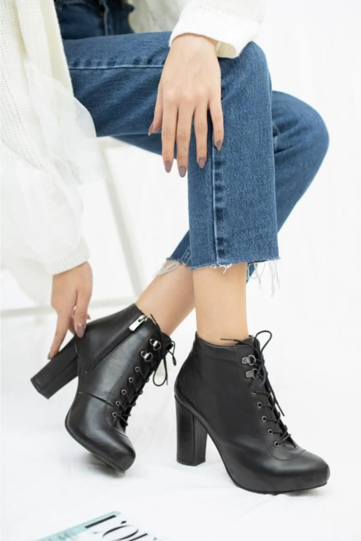 Women BootsGenuine Leather Black 's High-Heeled Leather Trc- Comfortable Ladies Boots Stylish Female Boots Platform
Women BootsGenuine Leather Black 's High-Heeled Leather Trc- Comfortable Ladies Boots Stylish Female Boots Platform