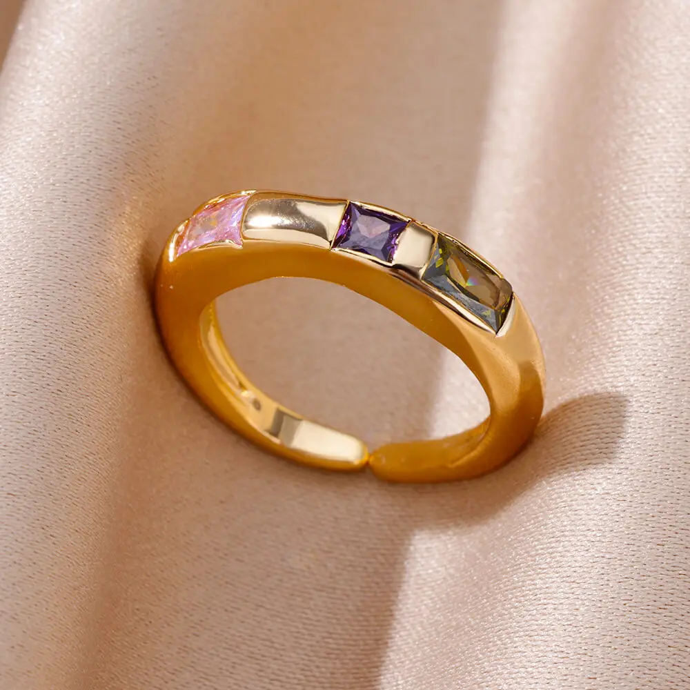 Exquisite Tri Color Zircon Geometric Ring for Women Gold Color Copper Top Fashion Opening Adjustable Ring Jewelry Party Gift New
Exquisite Tri Color Zircon Geometric Ring for Women Gold Color Copper Top Fashion Opening Adjustable Ring Jewelry Party Gift New