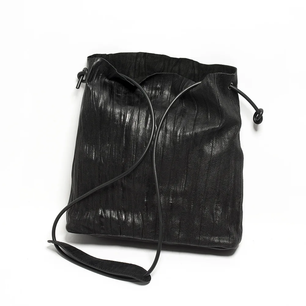 2022 New Single Shoulder Bag Wrinkled Sheepskin Single Shoulder Bag Retro Black Tote Bag Women's Bag
2022 New Single Shoulder Bag Wrinkled Sheepskin Single Shoulder Bag Retro Black Tote Bag Women's Bag