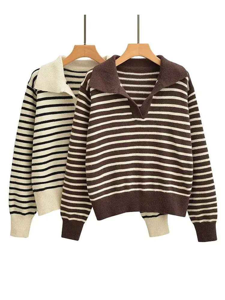 Women 2022 Autumn New Fashion Casual V-neck Stripe Knitted Sweater Vintage Long Sleeve Female Pullovers Chic Tops
Women 2022 Autumn New Fashion Casual V-neck Stripe Knitted Sweater Vintage Long Sleeve Female Pullovers Chic Tops