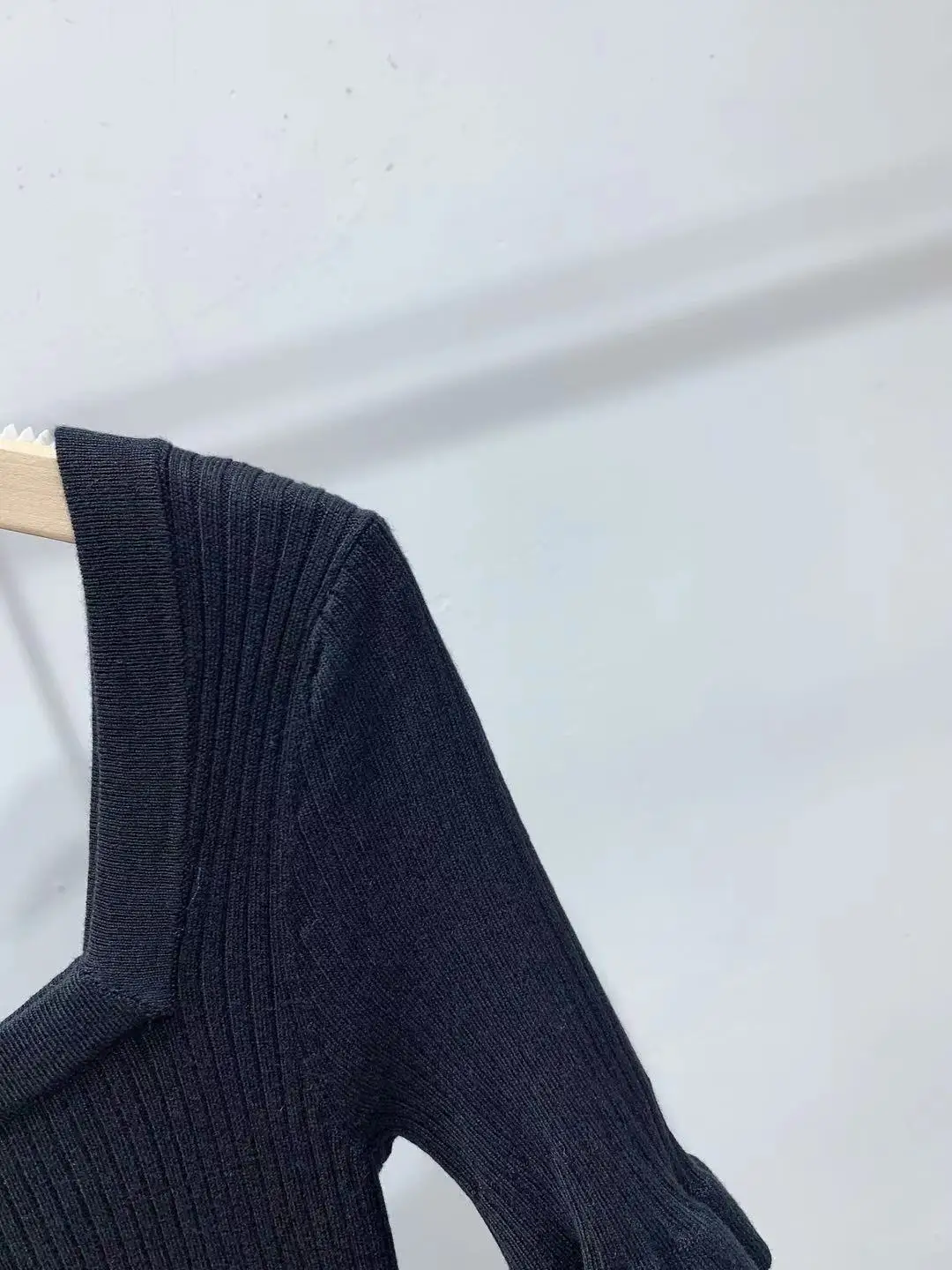 Women Sweater Butterfly Sleeve Square Collar Rib Solid Color Sweet Knitting Pullover
Women Sweater Butterfly Sleeve Square Collar Rib Solid Color Sweet Knitting Pullover