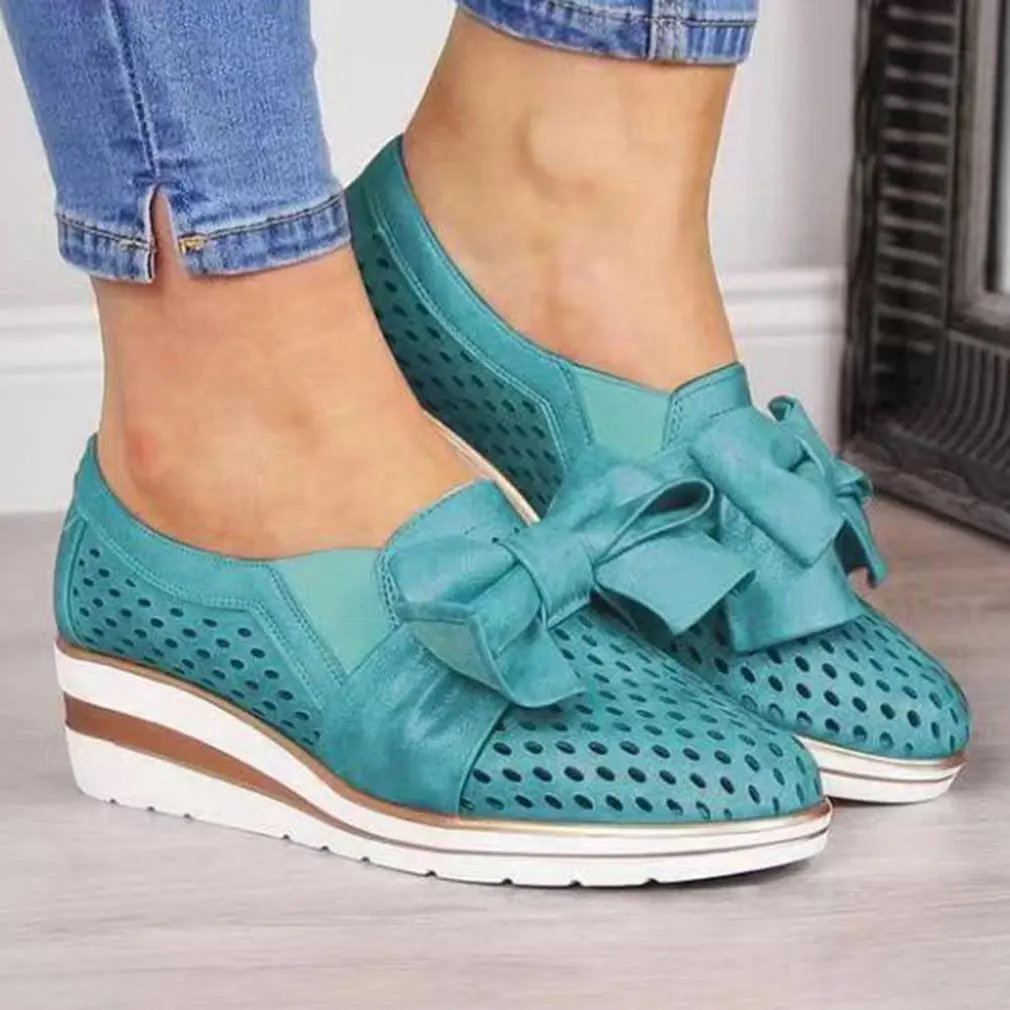 Fashion Women Sandals Casual Exquisite Flat With Anti-skid Soft Muffin Thicken Hollow Bow Platform Sandals
Fashion Women Sandals Casual Exquisite Flat With Anti-skid Soft Muffin Thicken Hollow Bow Platform Sandals