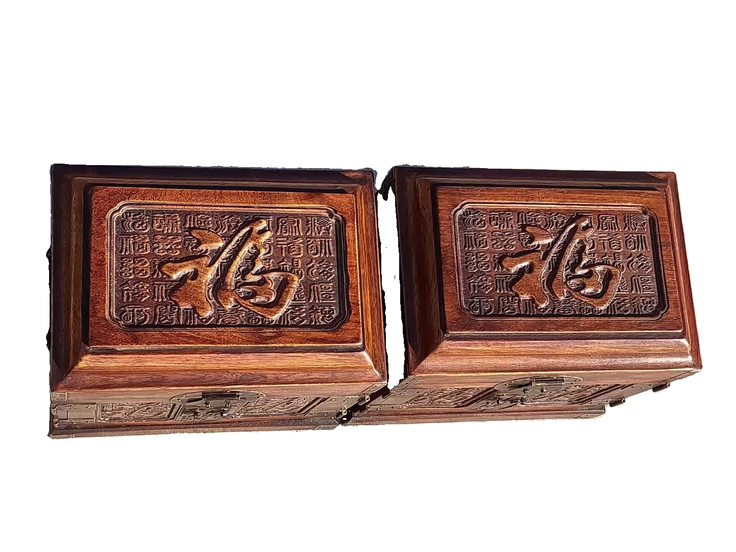LAOJUNLU I Went To The Countryside To Receive A Pair Of Rosewood Jewelry Boxes In The 1960S And 1970S. The Quality Is
LAOJUNLU I Went To The Countryside To Receive A Pair Of Rosewood Jewelry Boxes In The 1960S And 1970S. The Quality Is
