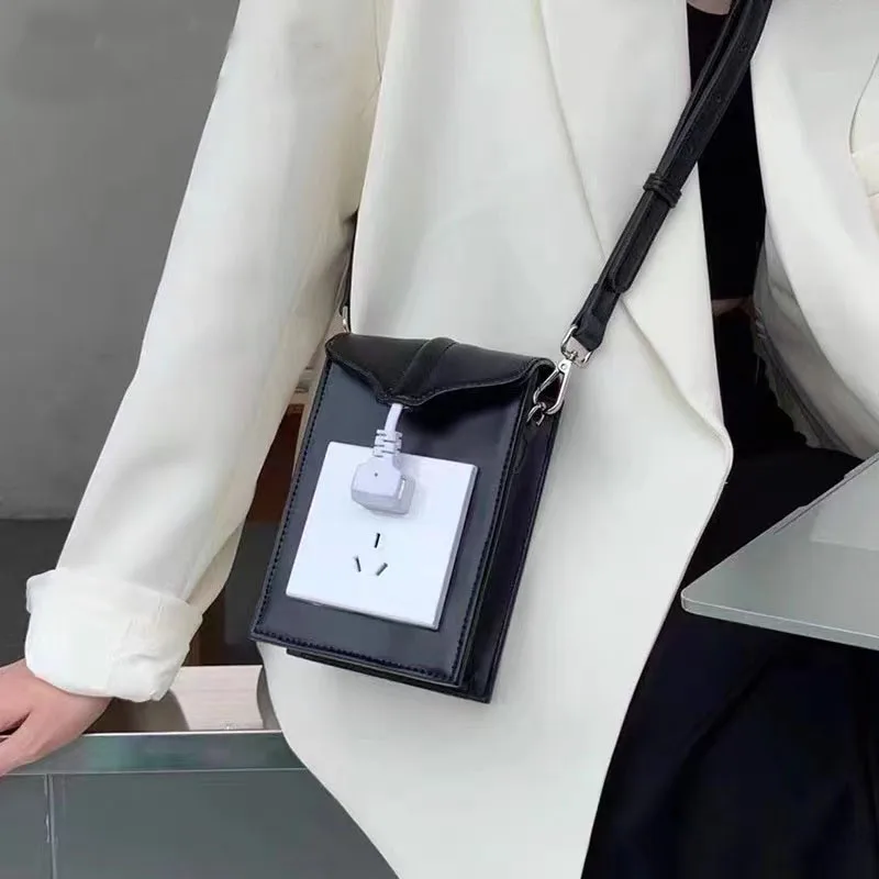 Women Personality Socket Style Purse Fashion Simple Bag New Hasp Crossbody Wallets Smartphone Leather Shoulder Light Handbags
Women Personality Socket Style Purse Fashion Simple Bag New Hasp Crossbody Wallets Smartphone Leather Shoulder Light Handbags