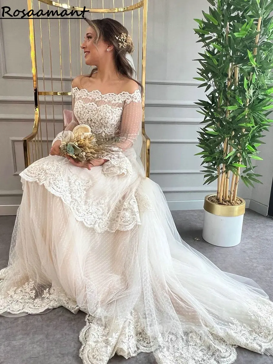 Bohemian Off The Shoulder Illusion A-Line Wedding Dresses Long Sleeve Tiered Appliques Lace Bridal Gowns
Bohemian Off The Shoulder Illusion A-Line Wedding Dresses Long Sleeve Tiered Appliques Lace Bridal Gowns