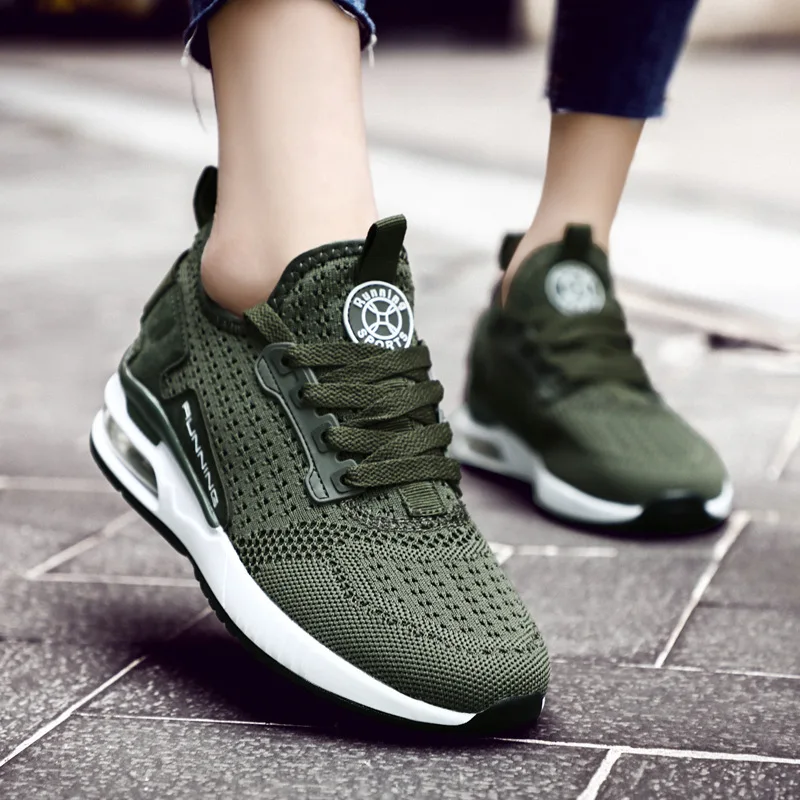 2022 Men's Breathable Mesh Running Shoes Fashion Sneakers Lightweight Casual Shoes Non-Slip Shoes
2022 Men's Breathable Mesh Running Shoes Fashion Sneakers Lightweight Casual Shoes Non-Slip Shoes
