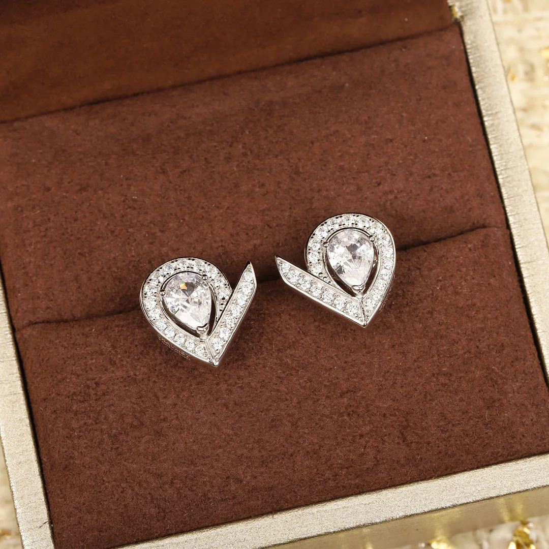 2022 Brand Pure 925 Sterling Silver Earrings Small Water Drop Lucky Diamond Round Back Stud Earrings Pink Gold Luxury Quality
2022 Brand Pure 925 Sterling Silver Earrings Small Water Drop Lucky Diamond Round Back Stud Earrings Pink Gold Luxury Quality