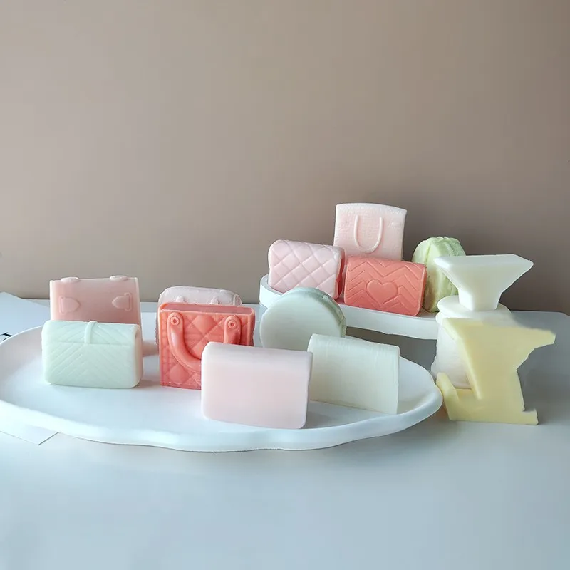 Mini Handbag Luxury Bag Silicone Mold DIY Creative Candle Girls Purse Plaster Epoxy Resin Crafts Mould Home Decoration
Mini Handbag Luxury Bag Silicone Mold DIY Creative Candle Girls Purse Plaster Epoxy Resin Crafts Mould Home Decoration