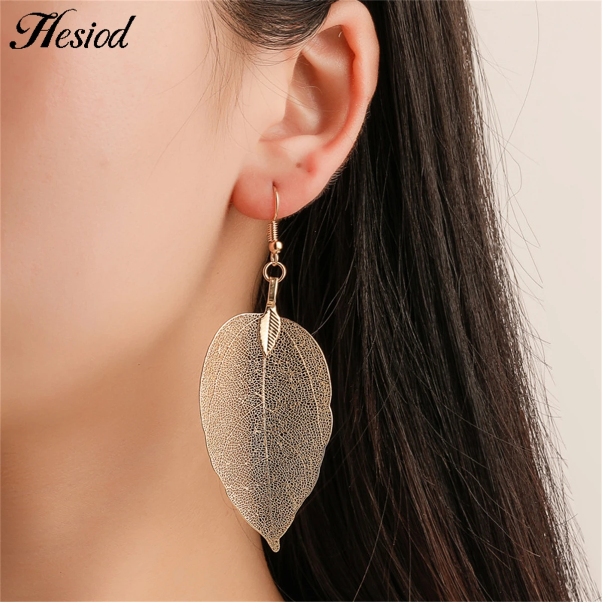 6 Styles New Trendy Alloy Hollow Leaf Pendant Long Hanging Dangle Earrings For Women Piercing Jewelry Accessories Birthday Gifts
6 Styles New Trendy Alloy Hollow Leaf Pendant Long Hanging Dangle Earrings For Women Piercing Jewelry Accessories Birthday Gifts