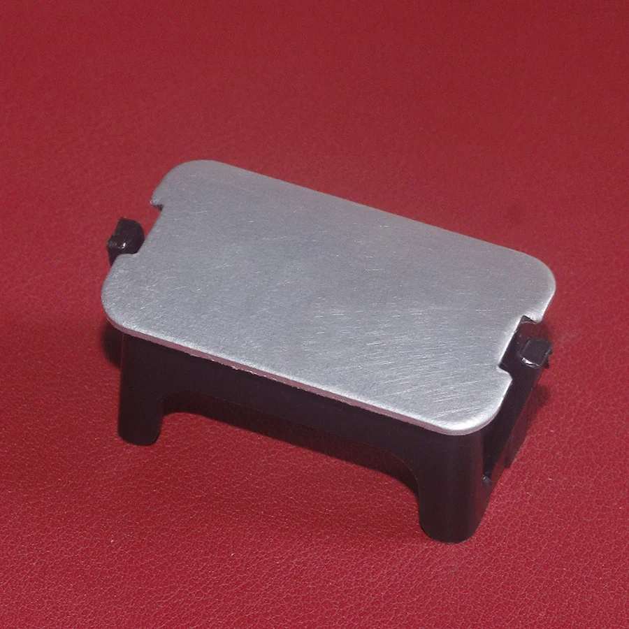 1 шт., крышка багажника на крышу автомобиля, крышка багажника, винты для багажника на крышу, аксессуары для стайлинга, подходят для Honda CRV 2017-2020 2021 2022
1 шт., крышка багажника на крышу автомобиля, крышка багажника, винты для багажника на крышу, аксессуары для стайлинга, подходят для Honda CRV 2017-2020 2021 2022