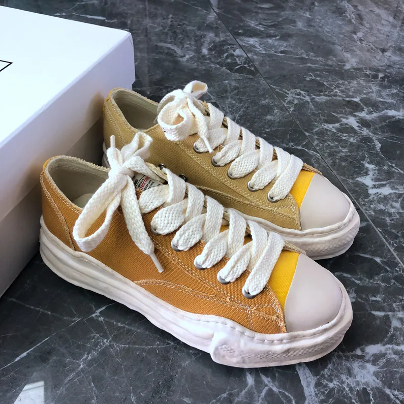 Mmy Classic Washed Canvas Shoes Casual Men's and Women's Board Shoes Japanese Dissolving Shoes Thick Soled High Retro Shoes
Mmy Classic Washed Canvas Shoes Casual Men's and Women's Board Shoes Japanese Dissolving Shoes Thick Soled High Retro Shoes
