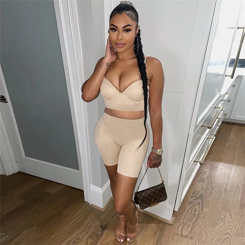 European And American Style 2022 Spring New Women's Clothing Sexy Low Cut Suspender Tank Top High Waist Hip Wrap Shorts Suit Wom
European And American Style 2022 Spring New Women's Clothing Sexy Low Cut Suspender Tank Top High Waist Hip Wrap Shorts Suit Wom