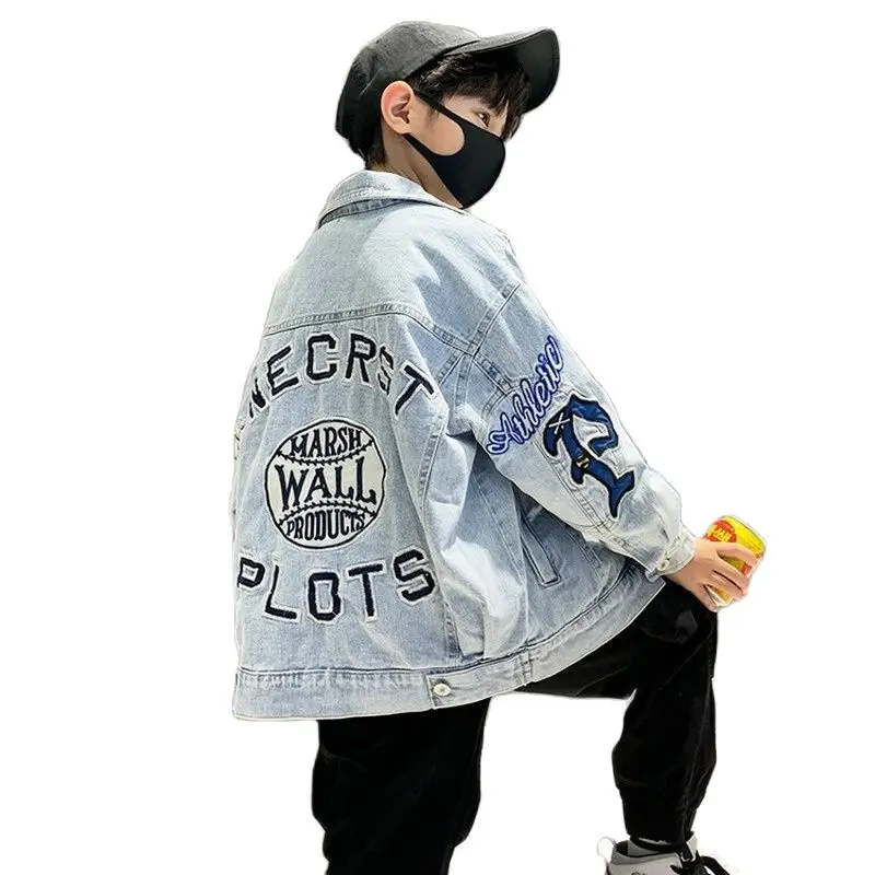 Fashion Boys Denim Jacket Spring Autumn New Kids Clothes Detachable Hooded Design Letter Embroidered Top Casual Outerwear 4-14 Y
Fashion Boys Denim Jacket Spring Autumn New Kids Clothes Detachable Hooded Design Letter Embroidered Top Casual Outerwear 4-14 Y