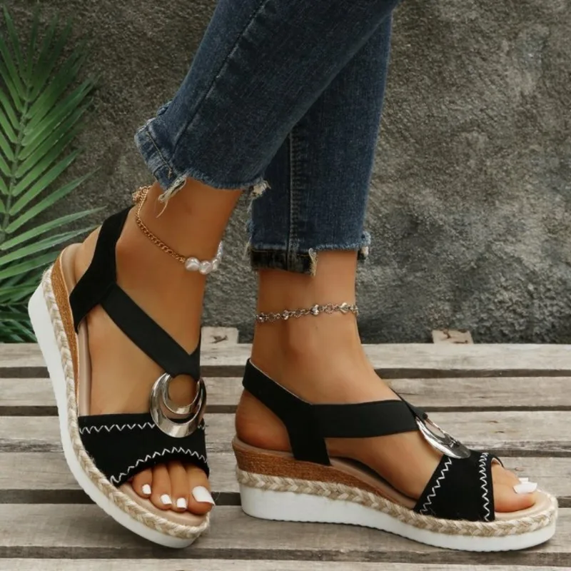 2023 Women's Espadrilles Metal Decoration Wedge Sandals Women Summer Platform Ladies Sandals Women's Shoes Plus size 36-42
2023 Women's Espadrilles Metal Decoration Wedge Sandals Women Summer Platform Ladies Sandals Women's Shoes Plus size 36-42