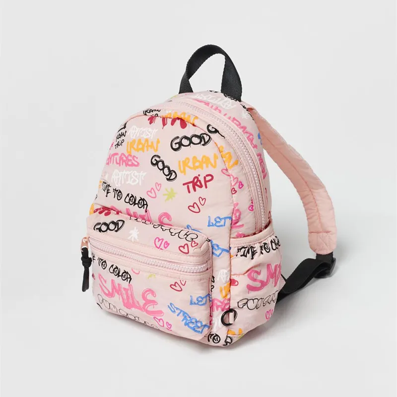 New children's lightweight pink doodle full print backpack small schoolbag men and women available
New children's lightweight pink doodle full print backpack small schoolbag men and women available