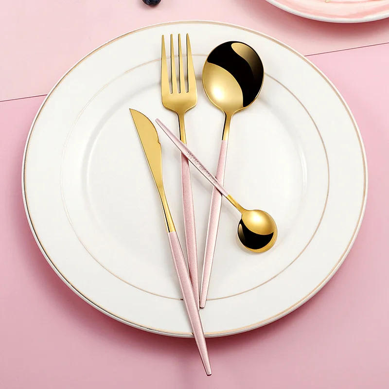 Набор столовой посуды из нержавеющей стали, комплект из 24 ножей и вилок фиолетового и золотого цвета в португальском стиле с зеркальной пол...
Набор столовой посуды из нержавеющей стали, комплект из 24 ножей и вилок фиолетового и золотого цвета в португальском стиле с зеркальной пол...