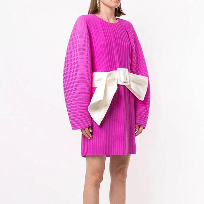 Miyake Pleated Evening Dress Women's 2023 Club Party Vestido London Designer Solid Color Women's Bat Bud Prom Dresses Robe
Miyake Pleated Evening Dress Women's 2023 Club Party Vestido London Designer Solid Color Women's Bat Bud Prom Dresses Robe