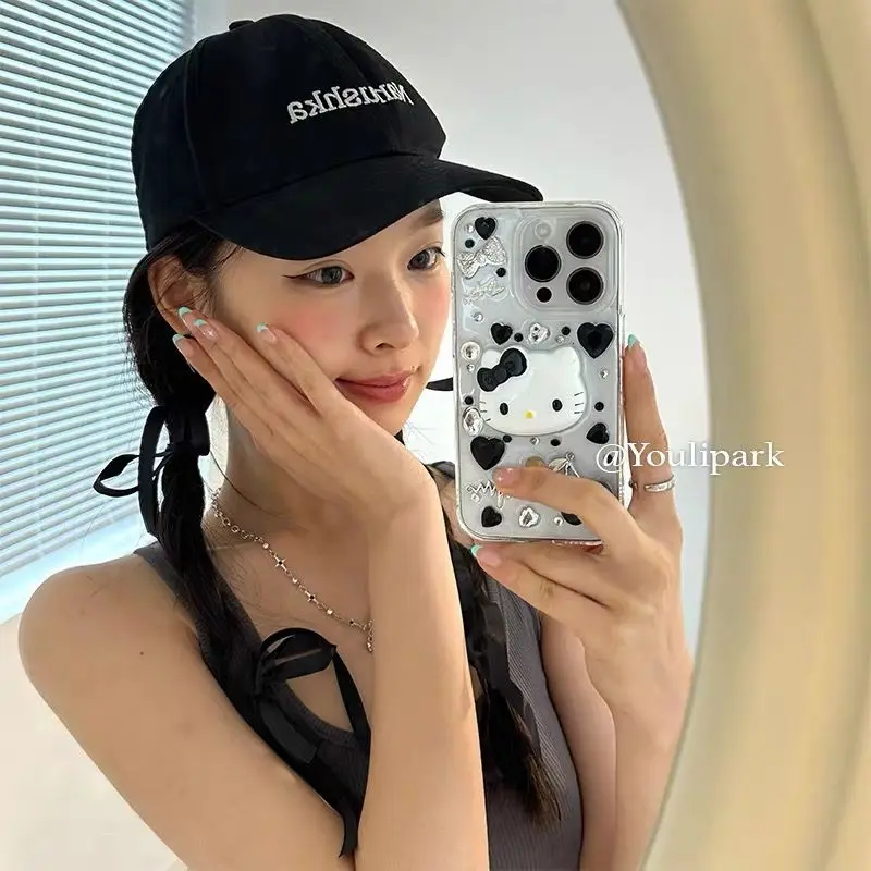 Hello Kittys Y2K Phone Case nime Crayon Shin-Chan Sunglasses Diamonds Iphone 11 12 13 14 Pro Max Protective Cases Girl Gift Toy
Hello Kittys Y2K Phone Case nime Crayon Shin-Chan Sunglasses Diamonds Iphone 11 12 13 14 Pro Max Protective Cases Girl Gift Toy