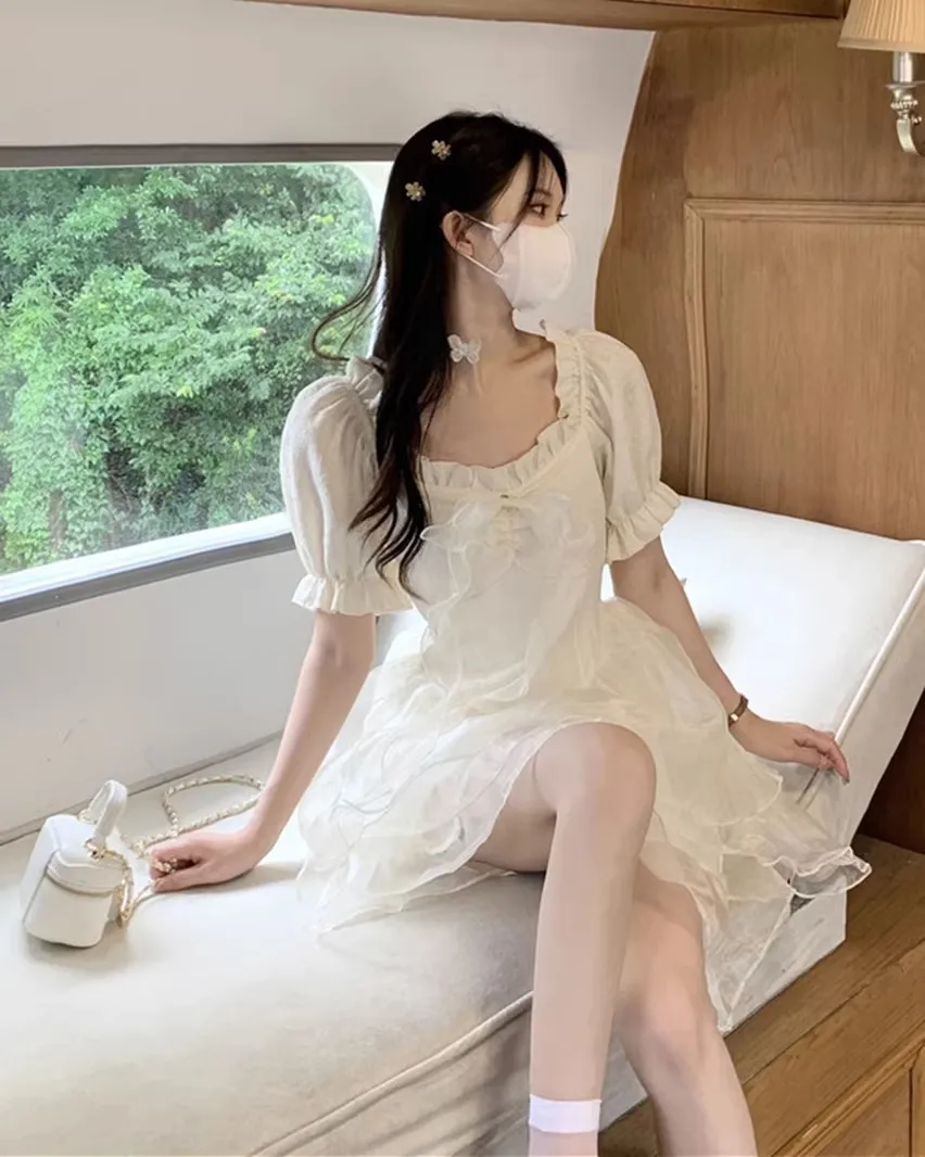 Fairy Summer Korean Female Midi Dress Dress Fashion Casual Party One Piece Designer Elegant Dress 2023 Solid Women New Chiffon
Fairy Summer Korean Female Midi Dress Dress Fashion Casual Party One Piece Designer Elegant Dress 2023 Solid Women New Chiffon