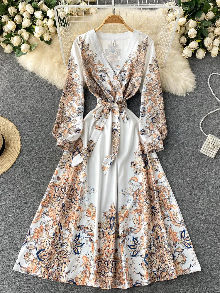 LY VAREY LIN New Spring Vintage Print Long Dress Women Elegant V-neck Lace-up High Waist Dress Lady Fashion Slim A-line Dress 
LY VAREY LIN New Spring Vintage Print Long Dress Women Elegant V-neck Lace-up High Waist Dress Lady Fashion Slim A-line Dress