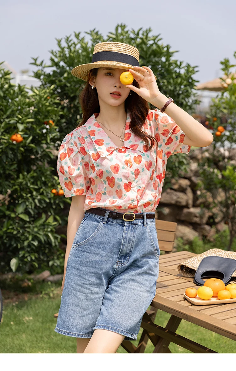 Women Retro Short sleeved Love Printed Shirt 2022 Summer New Turn down Collar Puff Sleeve Loose Chic Top Female Blouse
Women Retro Short sleeved Love Printed Shirt 2022 Summer New Turn down Collar Puff Sleeve Loose Chic Top Female Blouse