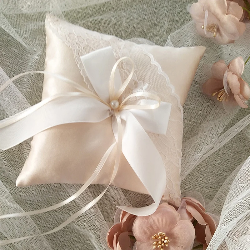 Wedding Ring Pillow For Wedding Decoration 15 X 15cm Beige Lace Pearl Ring Pillow Decor Satin Bridal Cushion With Ribbons
Wedding Ring Pillow For Wedding Decoration 15 X 15cm Beige Lace Pearl Ring Pillow Decor Satin Bridal Cushion With Ribbons