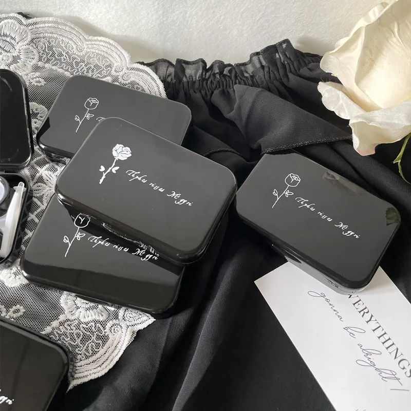Black Rose Contact Lens Case Pocket Portable Travel Fashion Accessories Beauty Pupil Caja Glasses Cosmetic Storage Box Gadgets
Black Rose Contact Lens Case Pocket Portable Travel Fashion Accessories Beauty Pupil Caja Glasses Cosmetic Storage Box Gadgets