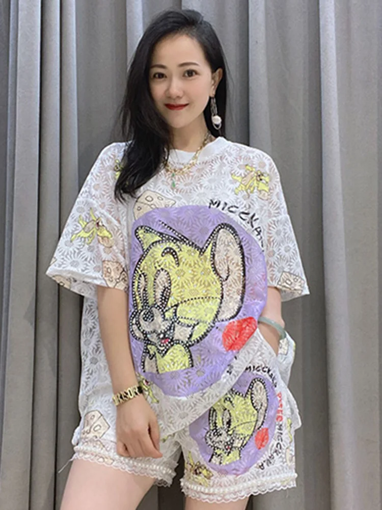 2022 New Summer Women Two-piece Set Hot Drill Cartoon Printing See-through Lace Shirt + Loose Wide Leg Shorts Casual Shorts Suit
2022 New Summer Women Two-piece Set Hot Drill Cartoon Printing See-through Lace Shirt + Loose Wide Leg Shorts Casual Shorts Suit