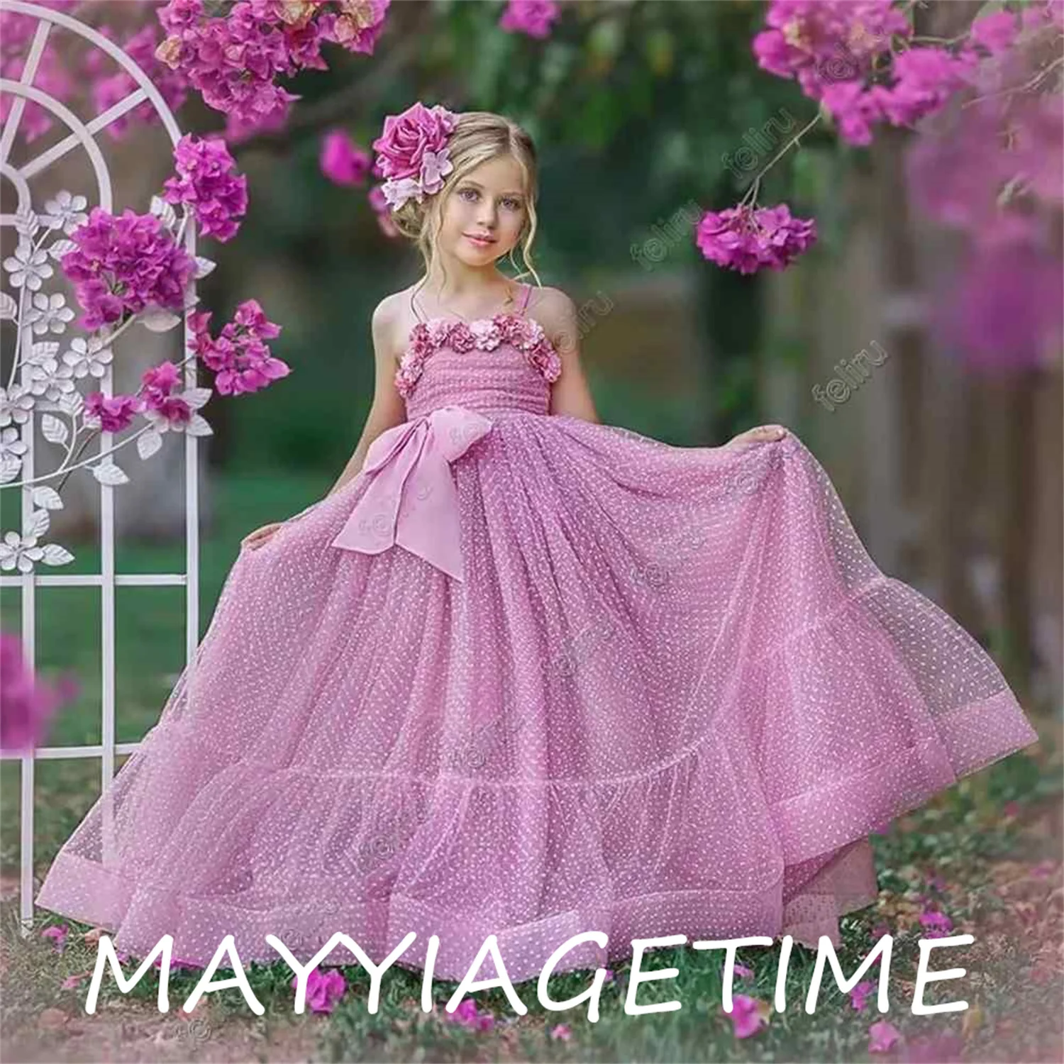 Пляжное платье в горошек в стиле бохо для девочек, наряды на тонких бретельках в богемном стиле для малышей, бальное платье принцессы с 3d-аппликацией
Пляжное платье в горошек в стиле бохо для девочек, наряды на тонких бретельках в богемном стиле для малышей, бальное платье принцессы с 3d-аппликацией