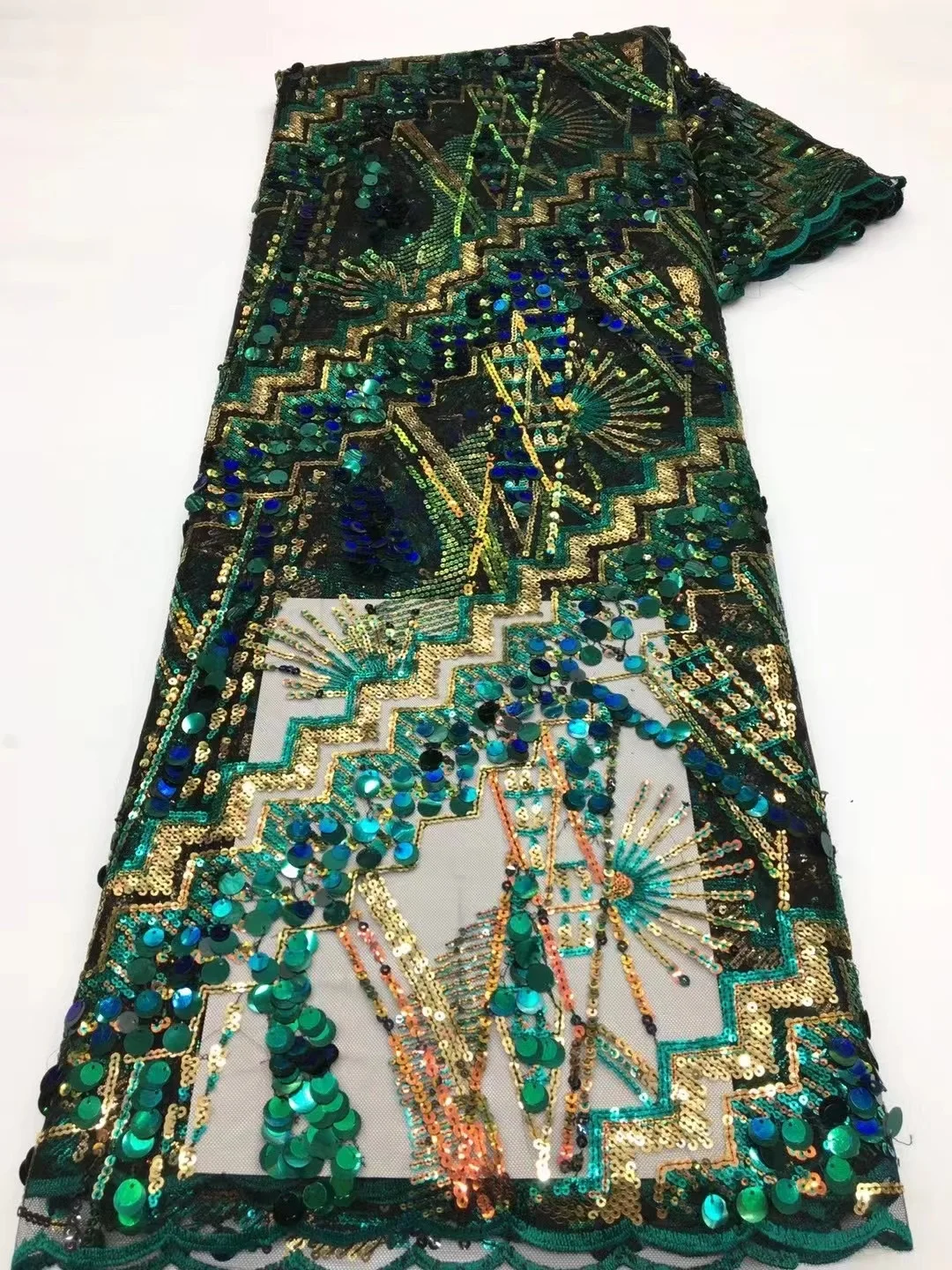 African Lace Fabric 2023 Green High Quality French Mesh Lace Fabric With Sequins Nigerian Lace Fabrics For Wedding Dress
African Lace Fabric 2023 Green High Quality French Mesh Lace Fabric With Sequins Nigerian Lace Fabrics For Wedding Dress
