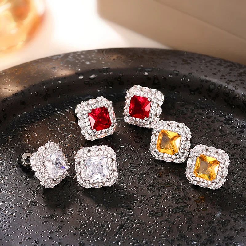 CAOSHI Fashion Female Wedding Jewelry Earrings Bright Zirconia Ear Studs Lady Stylish Luxury Women Accessories for Daily Life
CAOSHI Fashion Female Wedding Jewelry Earrings Bright Zirconia Ear Studs Lady Stylish Luxury Women Accessories for Daily Life
