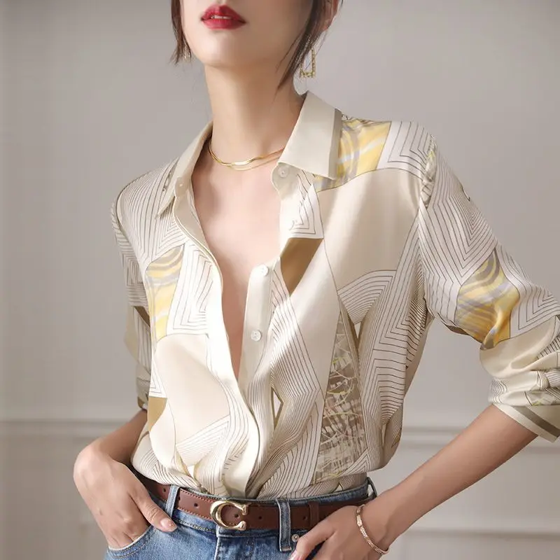 Temperament Striped Printing Shirt Tops Ladies Spring New Long Sleeve Loose Blouse Elegant Fashion Women Clothing
Temperament Striped Printing Shirt Tops Ladies Spring New Long Sleeve Loose Blouse Elegant Fashion Women Clothing