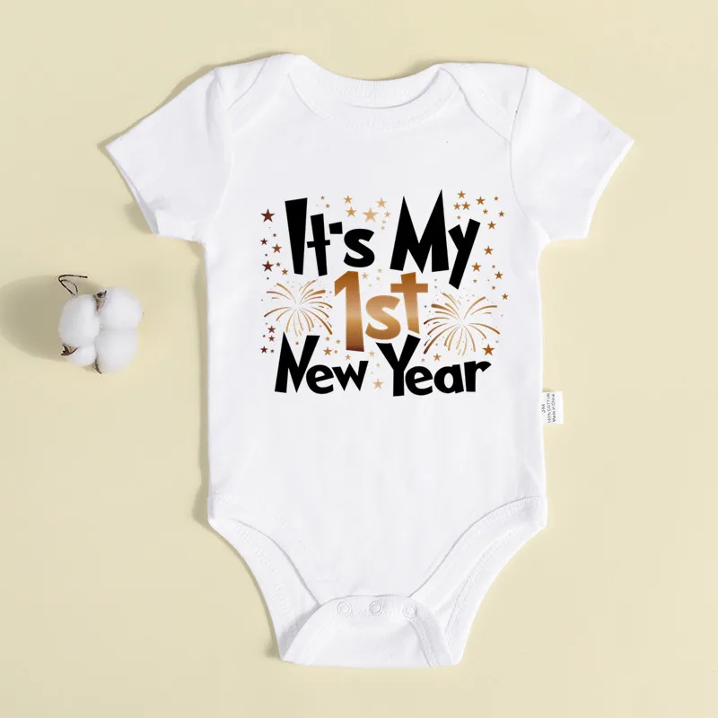 Хлопковый комбинезон с коротким рукавом для новорожденных мальчиков и девочек, это мой первый новогодний костюм, лучший подарок для новоро...
Хлопковый комбинезон с коротким рукавом для новорожденных мальчиков и девочек, это мой первый новогодний костюм, лучший подарок для новоро...