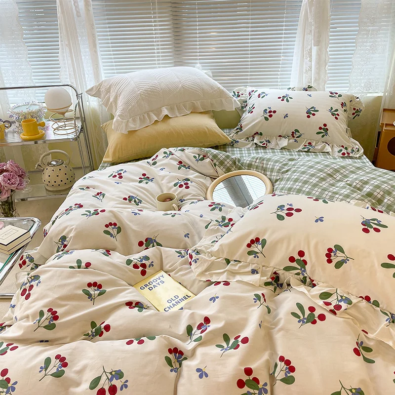 Fresh Four-Piece Lace Cotton Quilt Cover 1.5 M1.8 Bed Sheet Soft Bedding
Fresh Four-Piece Lace Cotton Quilt Cover 1.5 M1.8 Bed Sheet Soft Bedding