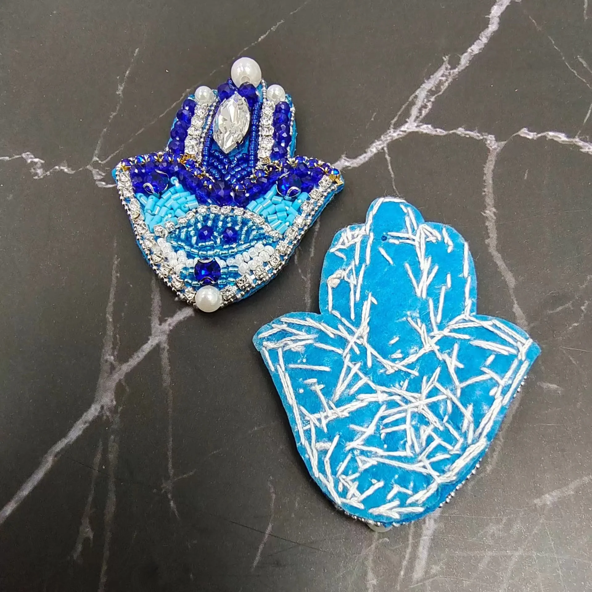 Handmade Beaded Patch Colored Crystal Diamond Cloth Stickers Diy Clothes Decorative Flower Felt Bottom
Handmade Beaded Patch Colored Crystal Diamond Cloth Stickers Diy Clothes Decorative Flower Felt Bottom