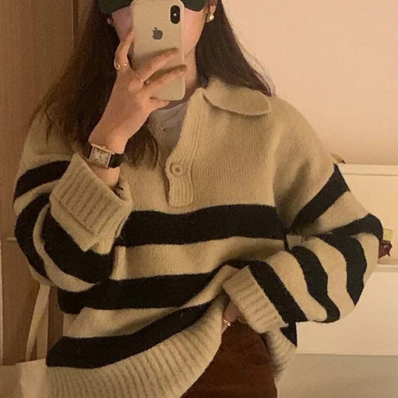 Pullover Korean long sleeve striped POLO neck sweater for female students autumn and winter loose and versatile knitwear sweater
Pullover Korean long sleeve striped POLO neck sweater for female students autumn and winter loose and versatile knitwear sweater