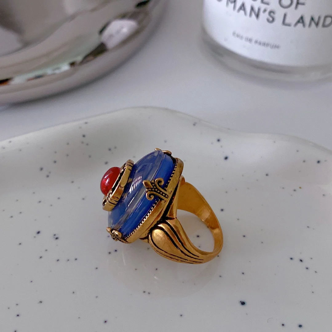 

Exclusive custom European and American foreign trade retro glazed resin ring