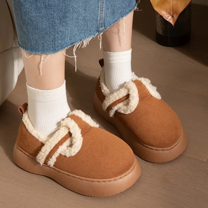 Женские зимние меховые шлепанцы, теплые ботинки, шлепанцы на платформе, новинка 2023, замшевые мюли с коротким плюшем на плоской подошве, домашняя обувь из хлопка
Женские зимние меховые шлепанцы, теплые ботинки, шлепанцы на платформе, новинка 2023, замшевые мюли с коротким плюшем на плоской подошве, домашняя обувь из хлопка