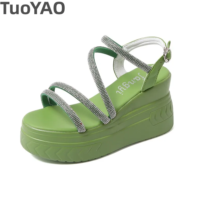 9cm Women Bling Leisure Chunky Platform Sandals Peep Toe High Heels Gladiator Slippers Woman Fashion Trendy Summer Beach Sandals
9cm Women Bling Leisure Chunky Platform Sandals Peep Toe High Heels Gladiator Slippers Woman Fashion Trendy Summer Beach Sandals