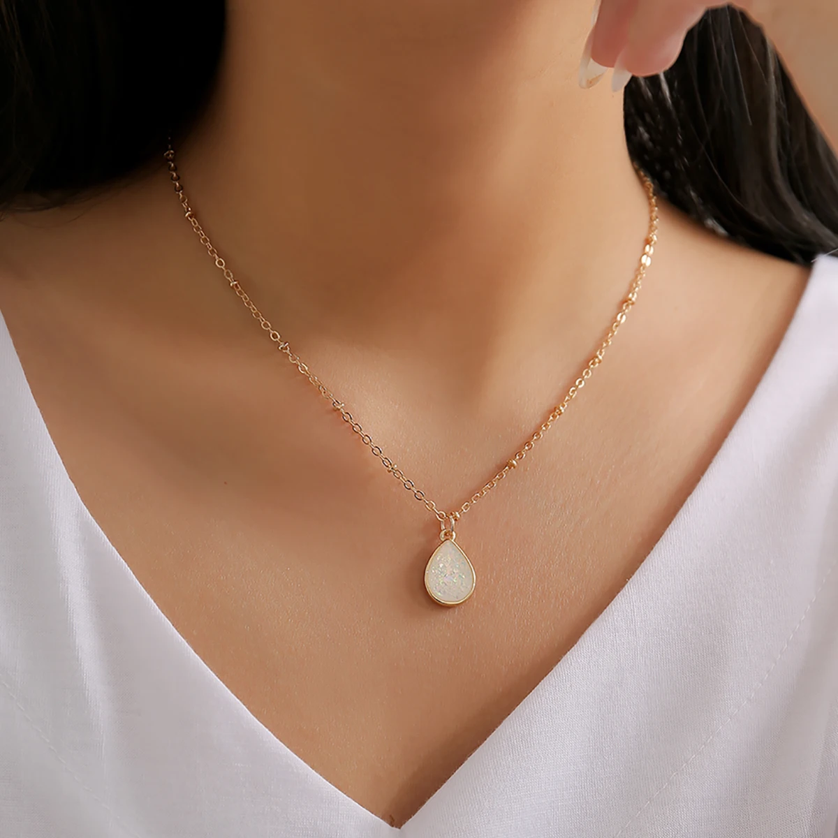PuRui Simple Shiny Colorful Acrylic Oil Drop Pendant Necklace Fashion Metal Chain Short Collar Choker Necklace Trend Jewelry
PuRui Simple Shiny Colorful Acrylic Oil Drop Pendant Necklace Fashion Metal Chain Short Collar Choker Necklace Trend Jewelry