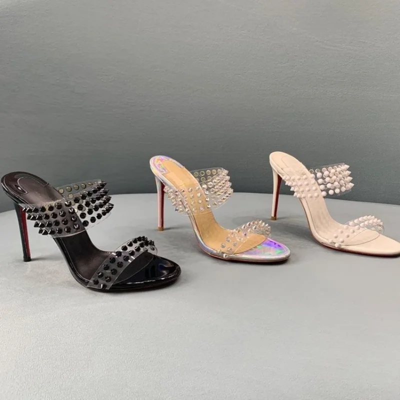 Female Slippers 2022 new spring Korean version of transparent wolf-proof spikes high-heeled thin-heeled fishbeak sandals
Female Slippers 2022 new spring Korean version of transparent wolf-proof spikes high-heeled thin-heeled fishbeak sandals