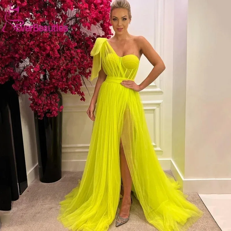 Sexy Prom Dresses 2023 One Shoulder Party Dress High Split A-Line Floor Length Wedding Evening Cocktail Gown Plus Size
Sexy Prom Dresses 2023 One Shoulder Party Dress High Split A-Line Floor Length Wedding Evening Cocktail Gown Plus Size