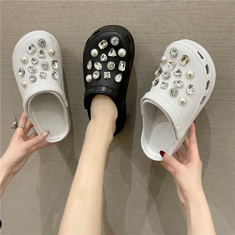 Platform Hole Shoes Women's Shoes 2022 Trend Summer Two Wear All-match Baotou Rhinestone Beach Casual Wedges Women's Slippers PU
Platform Hole Shoes Women's Shoes 2022 Trend Summer Two Wear All-match Baotou Rhinestone Beach Casual Wedges Women's Slippers PU
