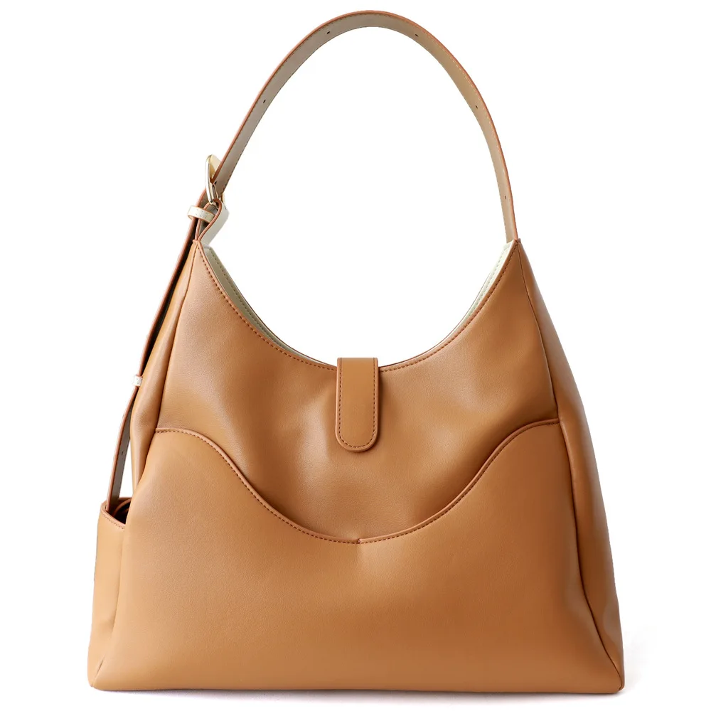 Spring/Summer 22 New Bay Bag Women's Handbag Clouds Woman Bags Fashion Luxury Large Capacity Real Cowhide Shoulder Messenger Bag
Spring/Summer 22 New Bay Bag Women's Handbag Clouds Woman Bags Fashion Luxury Large Capacity Real Cowhide Shoulder Messenger Bag