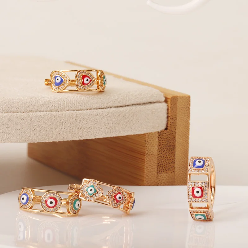 Высококачественные серьги на удачу от сглаза для женщин, обруч с цветными глазами, все для 1 реального и бесплатного подарка, корейские аксе...
Высококачественные серьги на удачу от сглаза для женщин, обруч с цветными глазами, все для 1 реального и бесплатного подарка, корейские аксе...