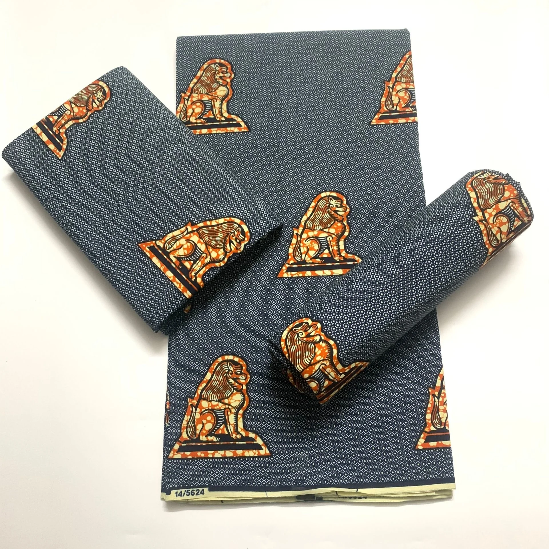 2022 African Print Fabric Cotton 100% High Quality Ankara Fabric African Real Wax Print Atchwork Fabric For Sewing 6yard/piece
2022 African Print Fabric Cotton 100% High Quality Ankara Fabric African Real Wax Print Atchwork Fabric For Sewing 6yard/piece