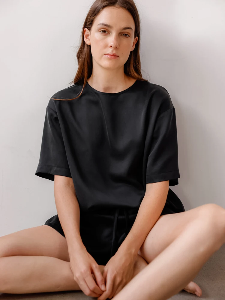 Hiloc Black Satin Pajamas For Women Sleepwear Simple Short Sleeves Women's Nightwear O Neck Pajama Sets 2022 Summer Home Suit
Hiloc Black Satin Pajamas For Women Sleepwear Simple Short Sleeves Women's Nightwear O Neck Pajama Sets 2022 Summer Home Suit