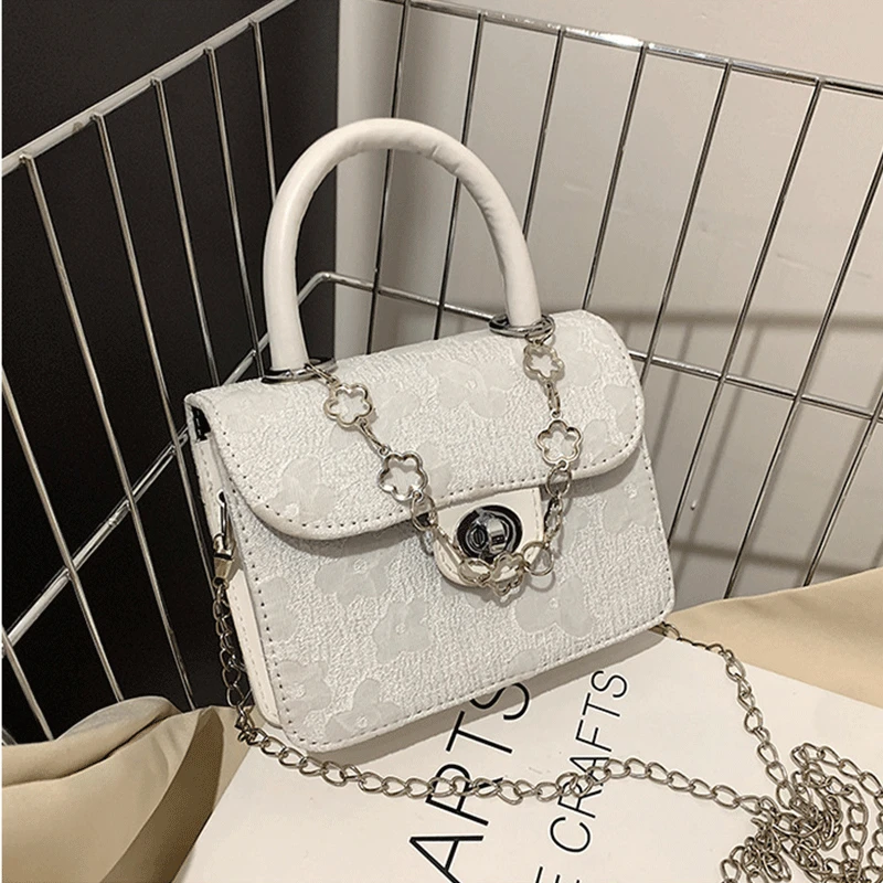 2022 New Fashion Jacquard Hand-held Small Square Bag Simple Western Style Chain Shoulder Bag Texture Trendy Simple Messenger Bag
2022 New Fashion Jacquard Hand-held Small Square Bag Simple Western Style Chain Shoulder Bag Texture Trendy Simple Messenger Bag